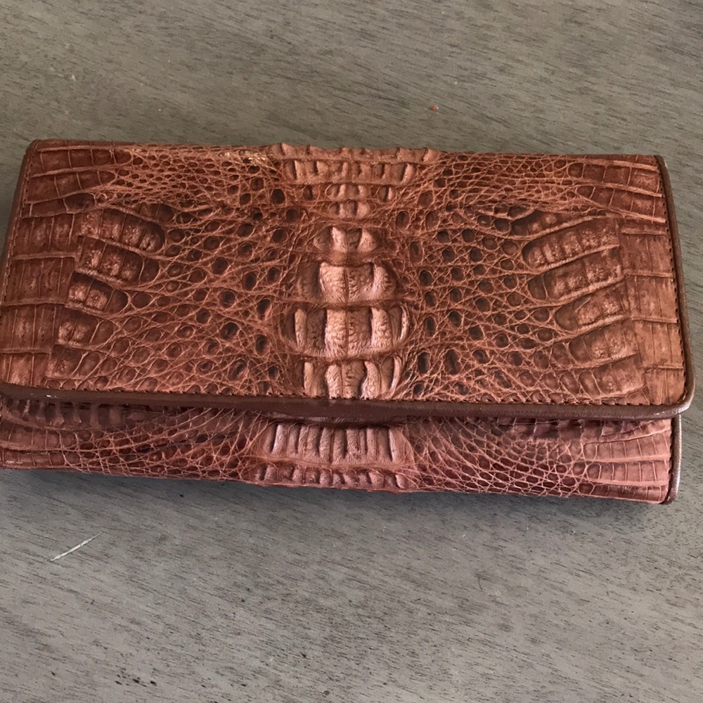 River Genuine crocodile woman’s wallet